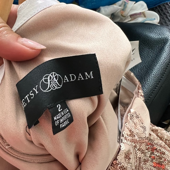 Brand new never been worn Betsy and Adam sequence gold dress. - Picture 7 of 10